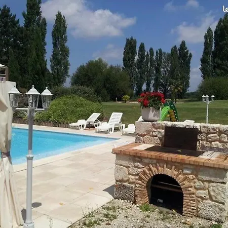 Maison En Pierre 6 Personnes Holiday home