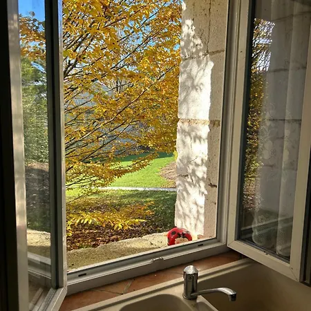 Maison En Pierre 6 Personnes Holiday home *
