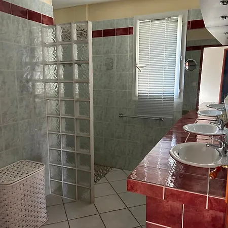 Maison En Pierre 6 Personnes Holiday home